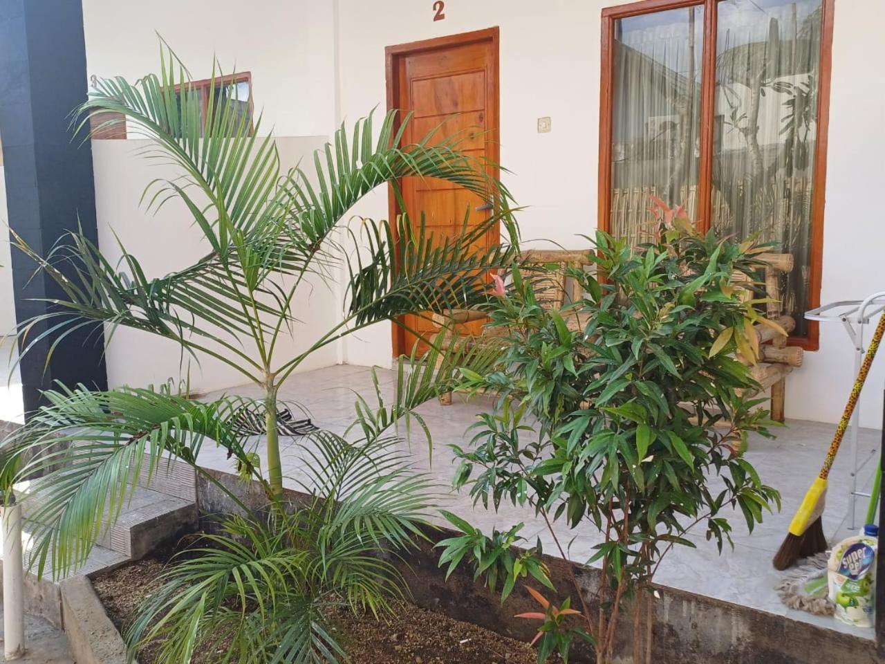 Black Sweet Homestay Dua Gili Air Luaran gambar